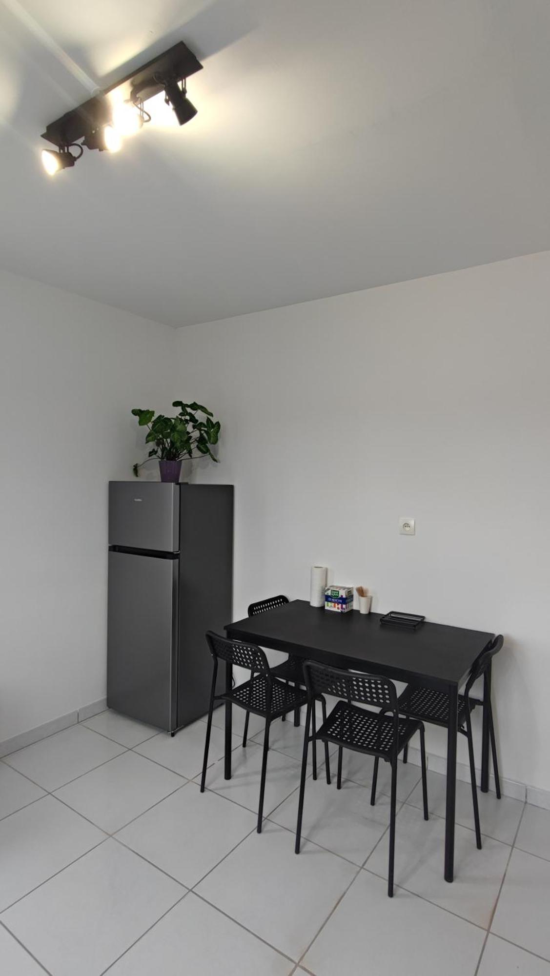 Appartement Cosy Uchaud Eksteriør billede